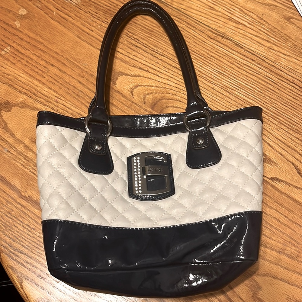 Guess navy and cream purse